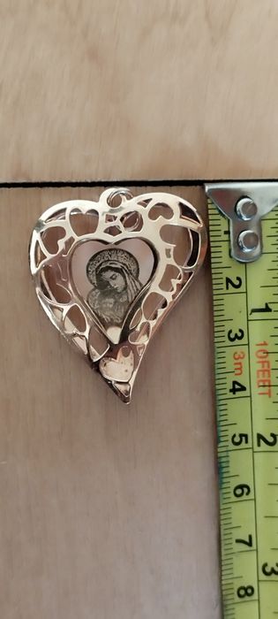 Золотые изделия 585 пробы