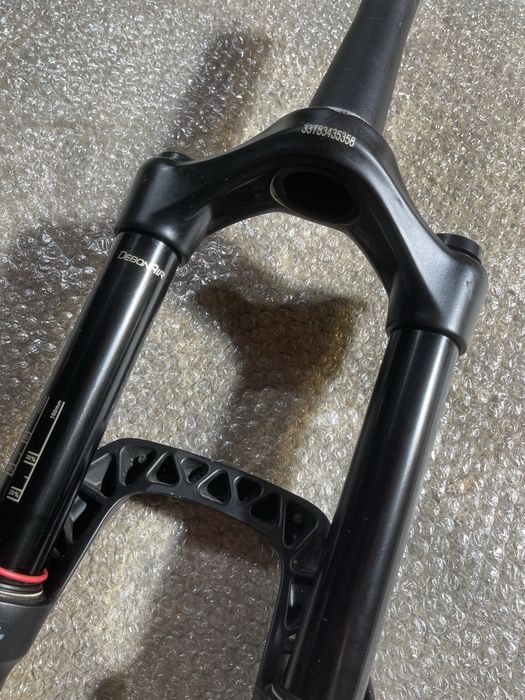 RockShox Sektor RL  DebonAir