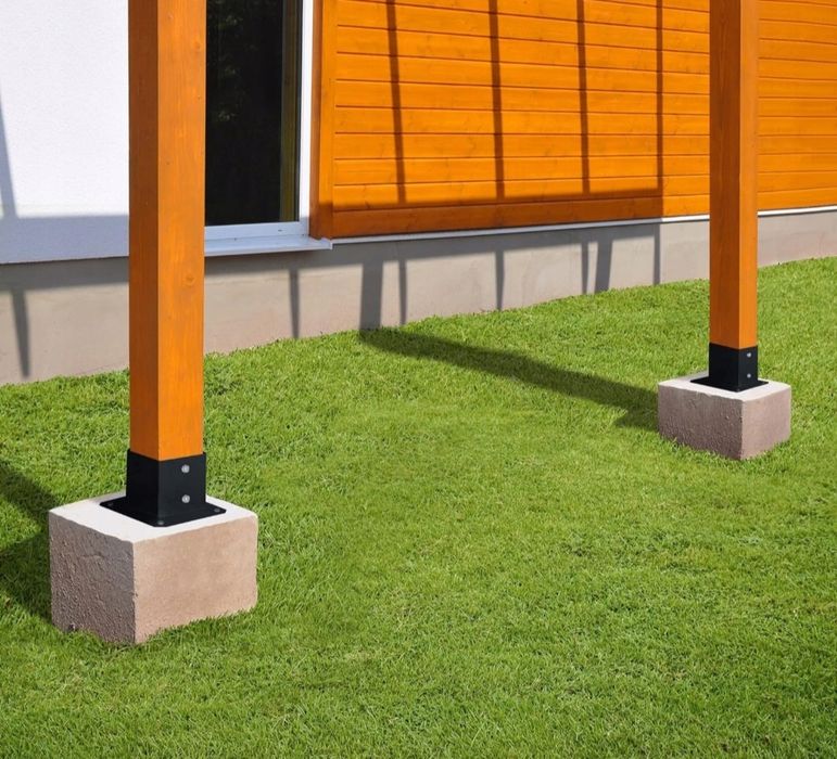 Podstawa Słupa Drewnianego Przykręcana Do Betonu Stal Czarna 51x51 mm