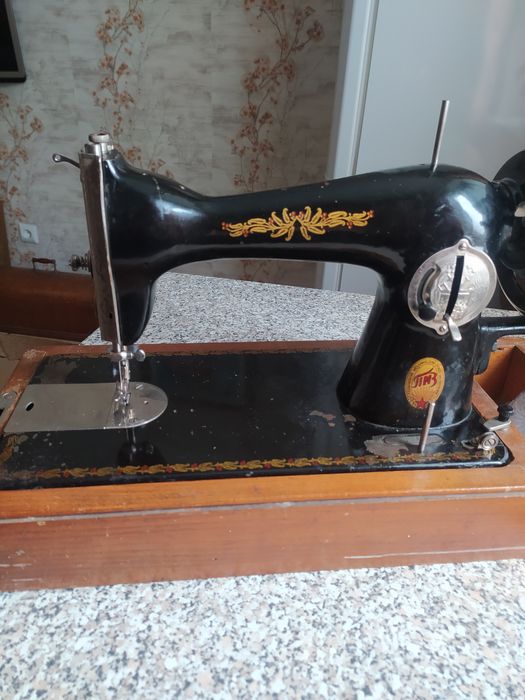 Швейна машинка ПМЗ