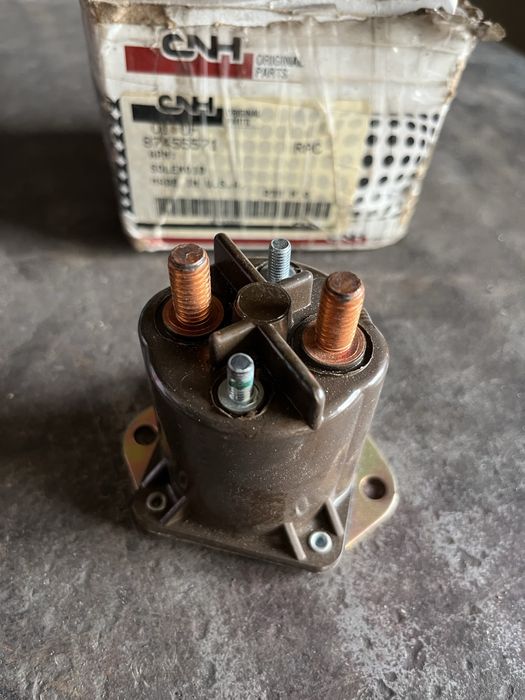 Реле CNH 87455571