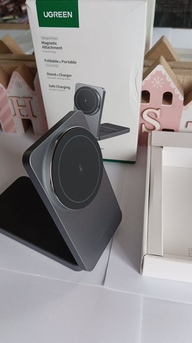 UGREEN W528 Qi 20 Вт,2 in 1.iPhone 12–15