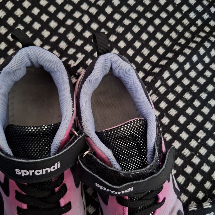 Sprzedam Adidasy r.35
