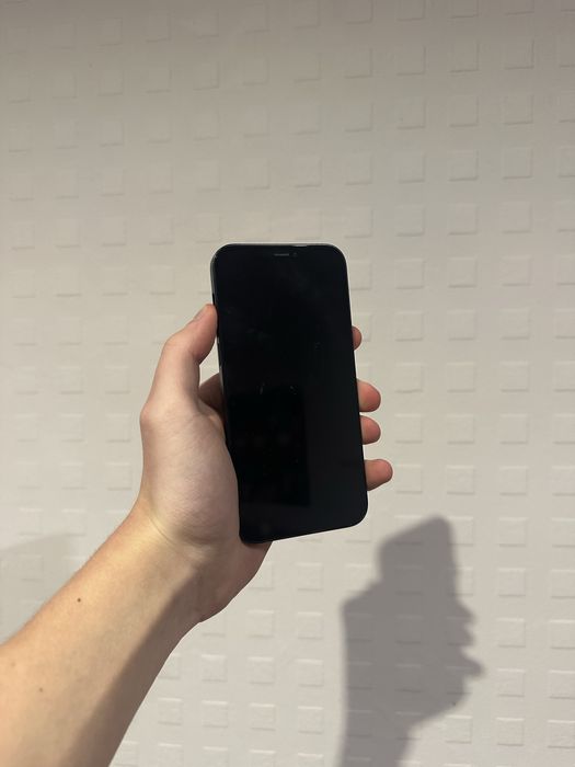 iPhone 12 64 GB