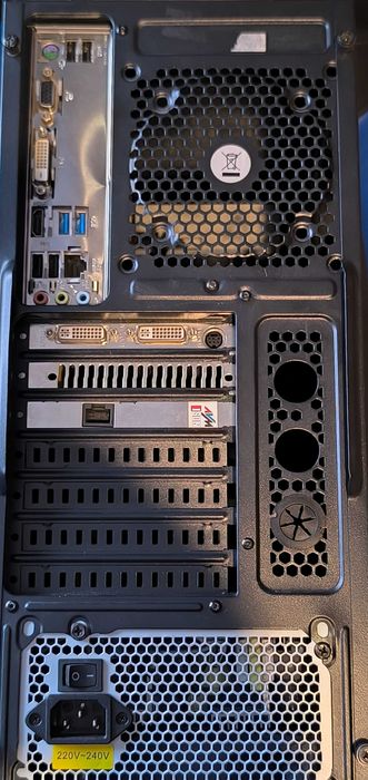 Rezerwacja GTAIV AMD A4-5300\12GB ram\SSD128GB\500GB\Nvidia 9800 GT