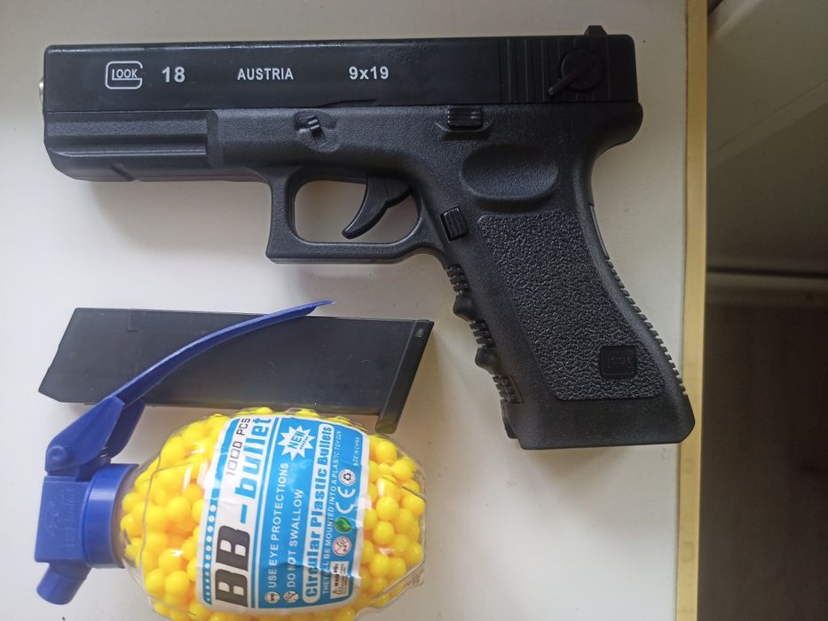 Пистолет детский Glook 18