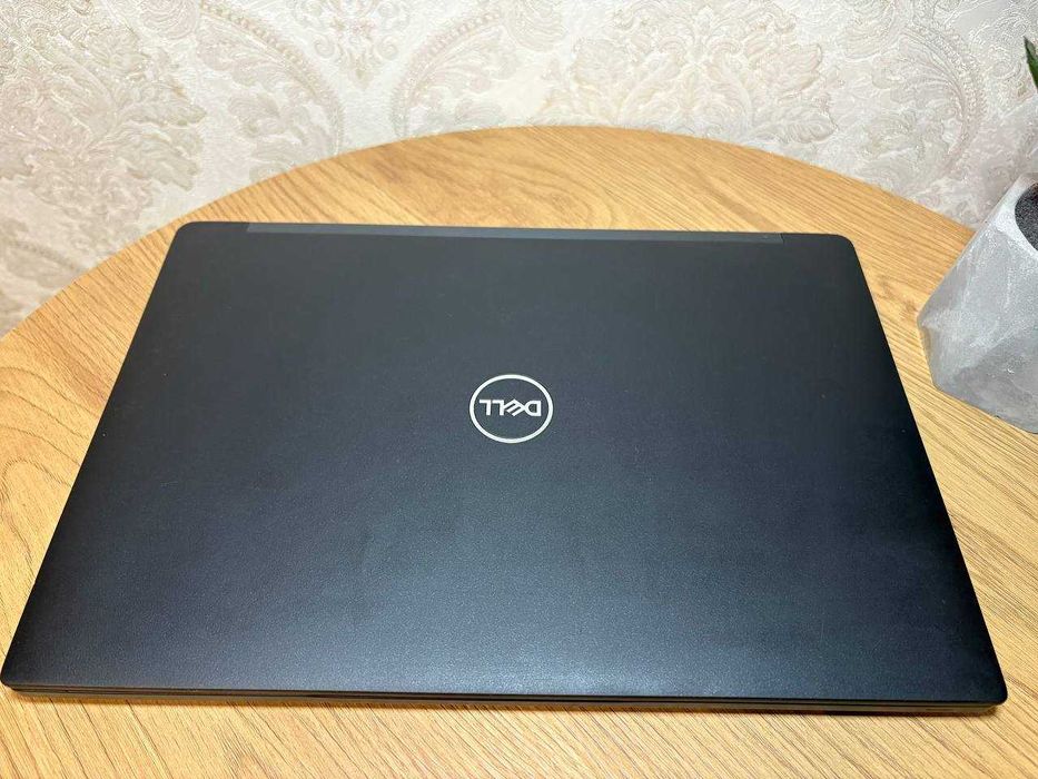 Ноутбук Dell Latitude 7390 13.3"FullHD IPS/i5-8350 8поток/8GB/SSD256GB