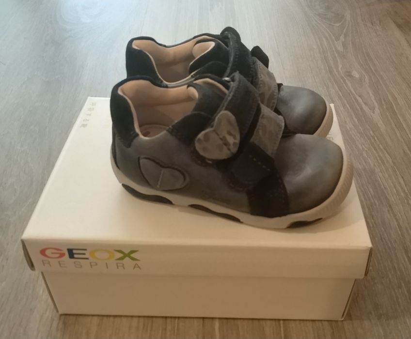 Sapatos bebé menina Geox 22