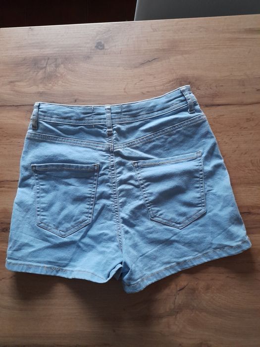 Spodenki damskie cropp M