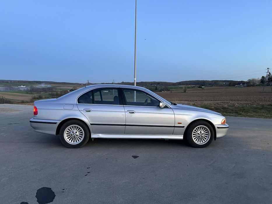 bmw e39 2.0i sedan