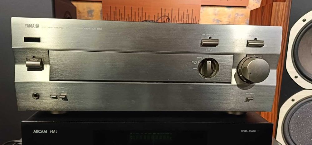 Yamaha AX-892 топовий Natural Sound silver/black