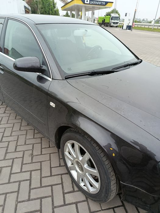 Ауді А4 2007 рік 2.0 бензин