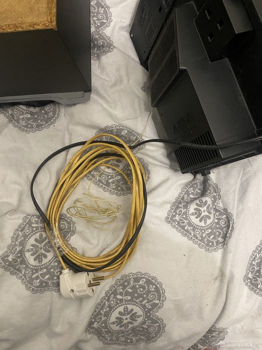 продам музичний центр є торг!!!