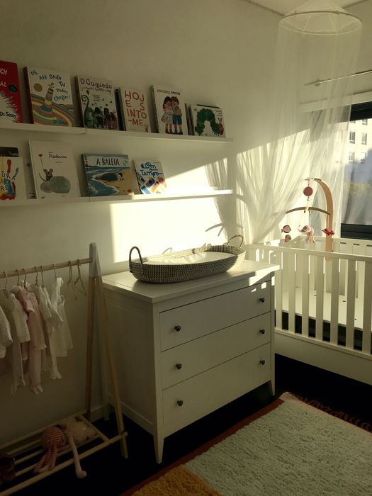 Cabide infantil de madeira ZARA HOME (com cabides metal coloridos)