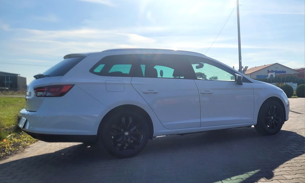 Seat Leon ST Style 2.0Tdi 150km LED Nawigacja PDC Hak Alufelgi