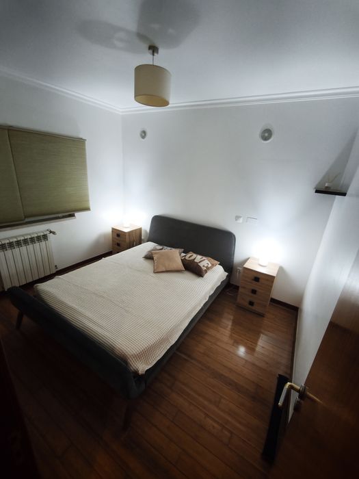 Quarto Disponível Charneca da Caparica