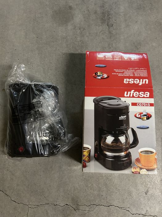 Máquina de café de saco - Ufesa Arial 20 - NOVO