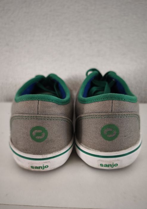 Sapatilhas Sanjo tamanho 37 cor cinzento e verde cinza ténis