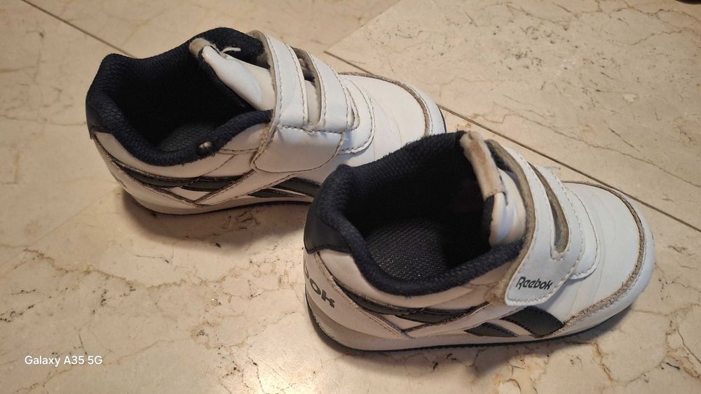 Buty REEBOK r. 22.5 używane
