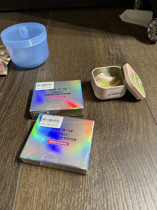 Продам матеріали, вії, для нарощуваня вій і ламінування вій