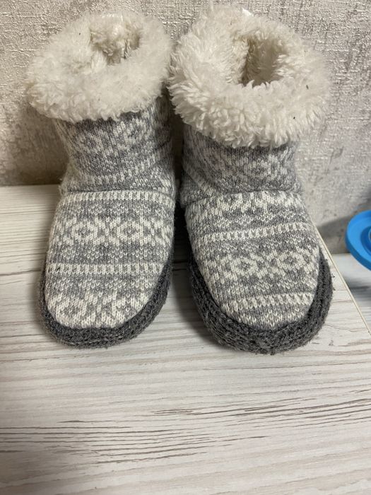 Валяночки, Уги H&M