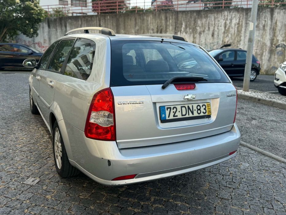 Chevrolet Nubira 1.6 gasolina com 152.000 mil km ano 2007 em bom estado geral.