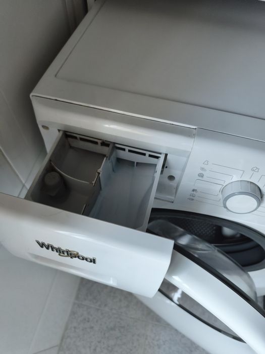 Máquina de lavar roupa Whirlpool