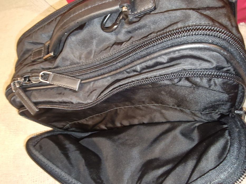 Necessaire Prada