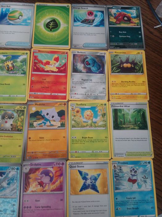 Karty Pokemon 23 szt.  + karty Skylanders Battlegast 8 szt.