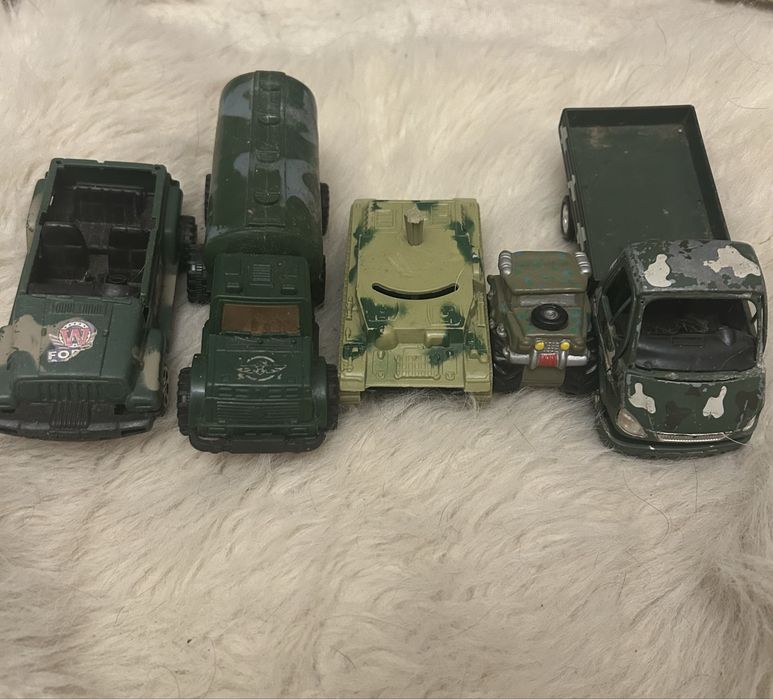 Военные разные машинки