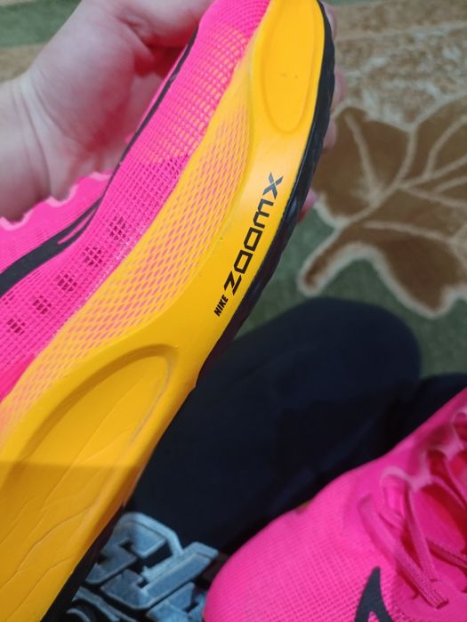 Чудові бігові кросівки Nike zoom fly 5 як нові