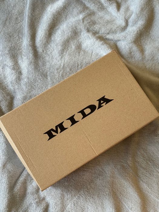 Білі балетки мокасини Mida
