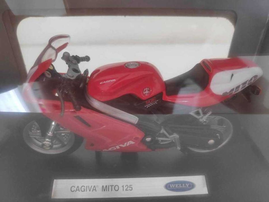 Miniatura Cagiva mito 125