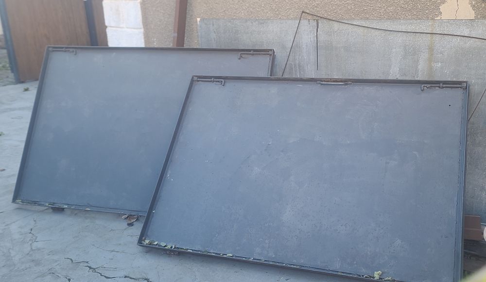 Продам ворота с коробкой  для ворот(Коробка - 240см х 180см х 8см)