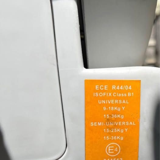 Oportunidade! Cadeira auto bebé/criança, robusta e de qualidade.