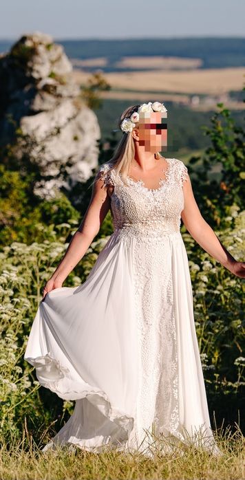 Suknia ślubna ( Ms Moda model Becky) 40/42
Rozmiar: 40/4