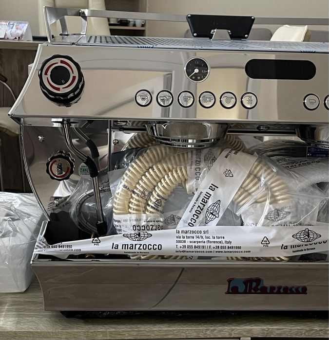 Кавомашина La Marzocco GB5
