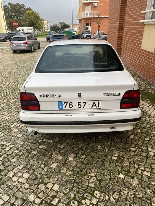 Renault Chamade 19