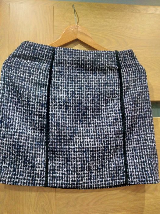 Świetna spódnica rozmiar XL Pas 82cm