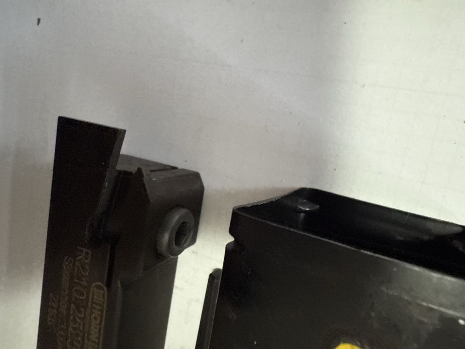 Nóż tokarski do rowkowania HORN