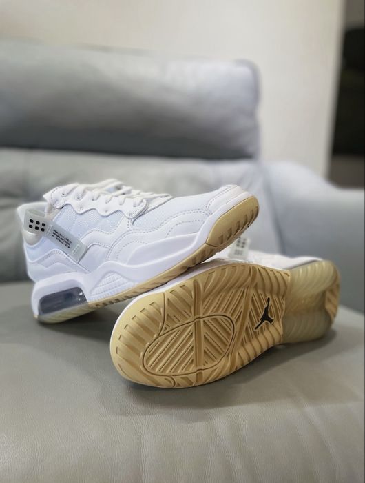 Оригінал Кросівки Nike Air Jordan  MA2 white Джордан білі шкіра + сітка