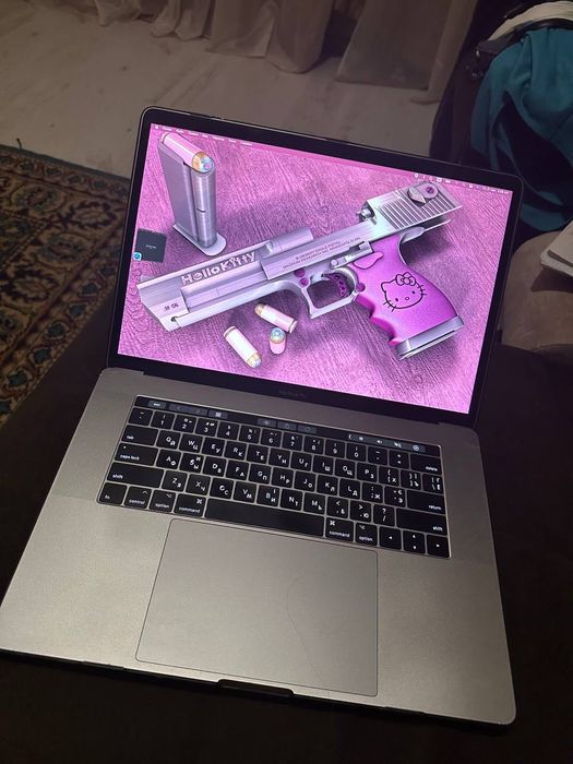 MacBook Pro 2017 512 гб
