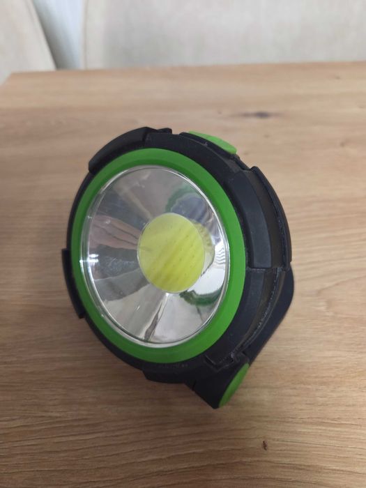 Lampka warsztatowa LED