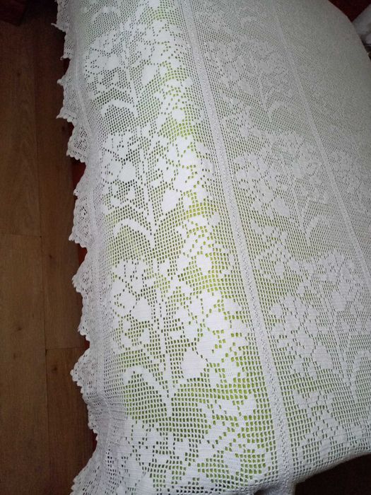 Colcha em crochet feita à mão de casal