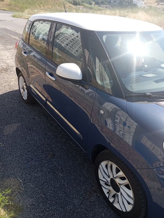 Vendo Fiat 500L.