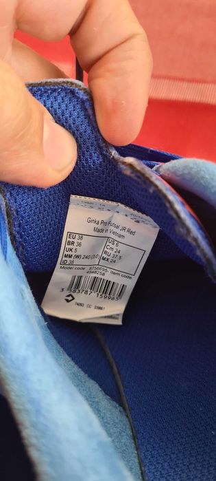 Sapatilhas futsal kipsta