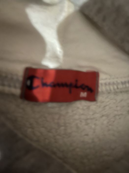 Кофта Champion в хорошем состоянии