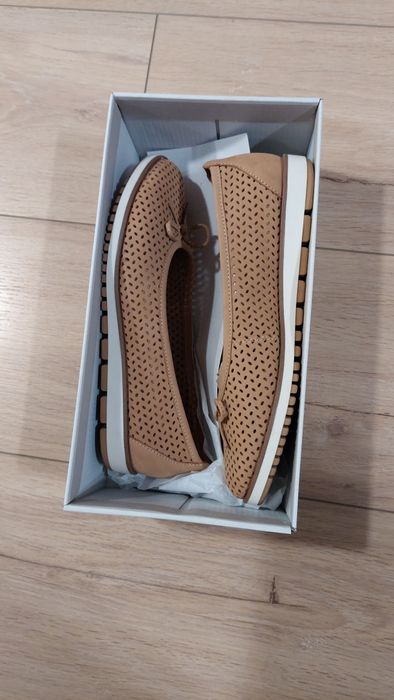 Tamaris балетки жіночі 38