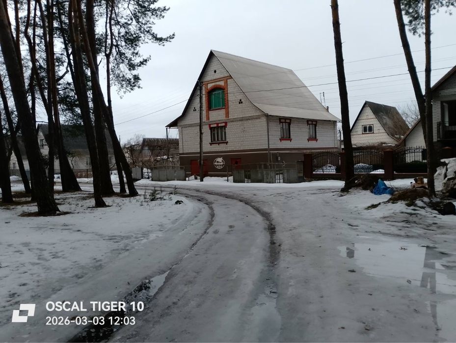 Будинок в місті Тараща  по вул Грибенка( шашлична)