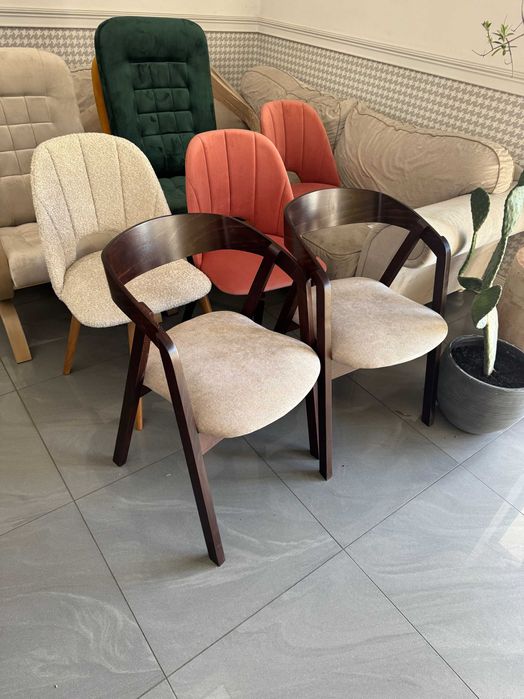 ZESTAW Stół FI 100 + 4x Krzesło drewniane